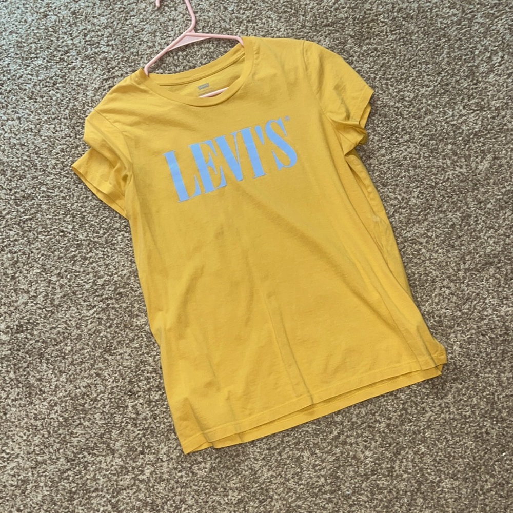 Levi t-shirt